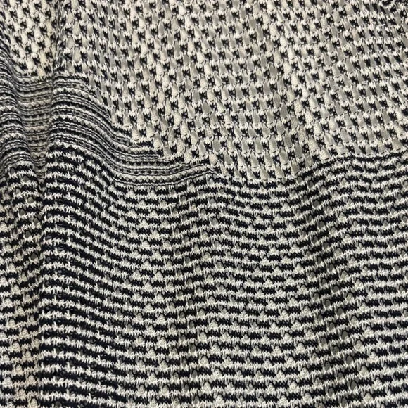 Magaschoni Black and white geometric Patterned knit Midi Dress small - Picture 9 of 9